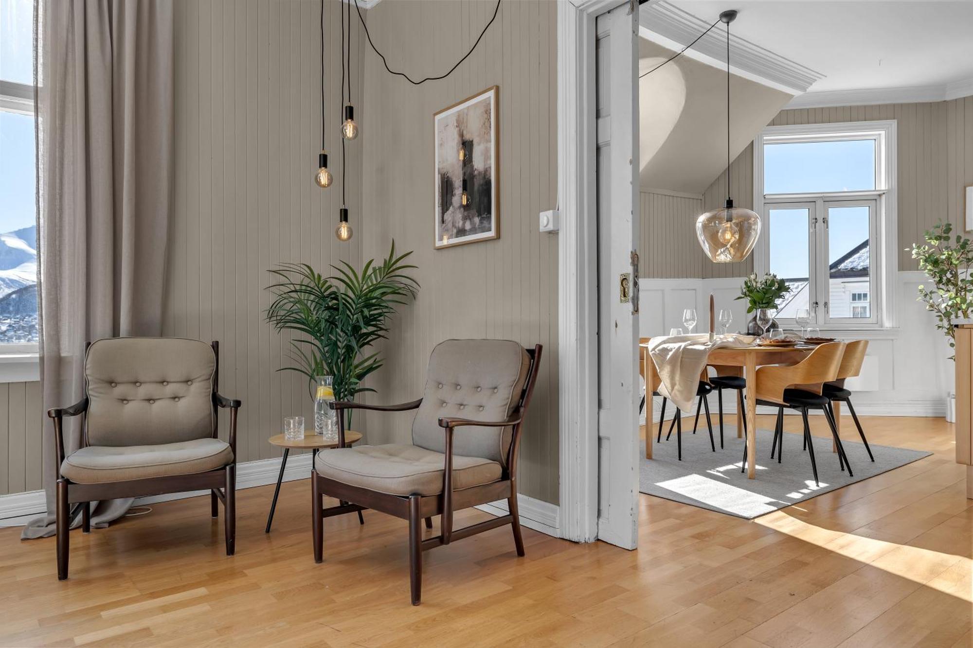 Lovely City Center Apartment With Amazing Views And Free Parking! Тромсё Экстерьер фото