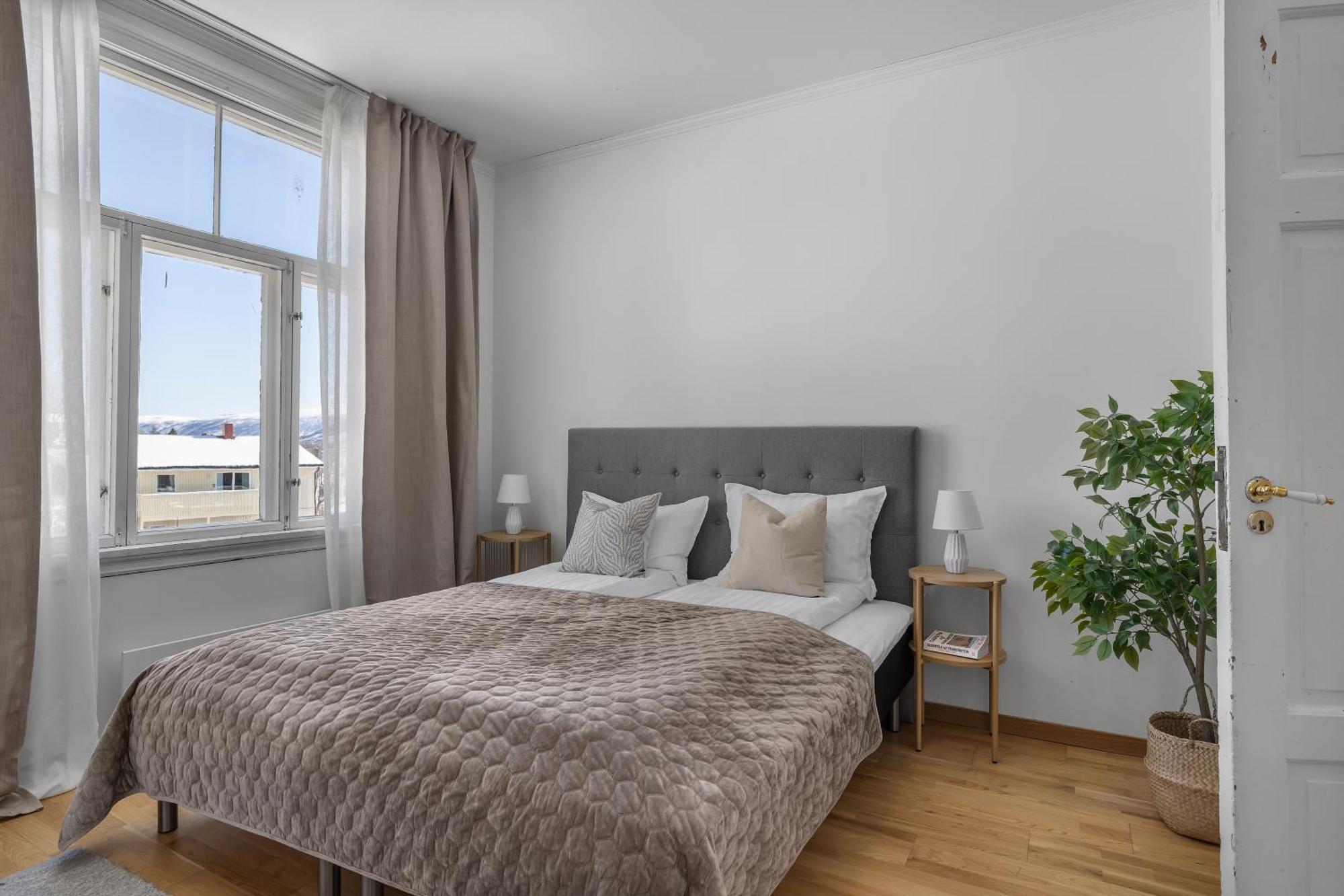 Lovely City Center Apartment With Amazing Views And Free Parking! Тромсё Экстерьер фото